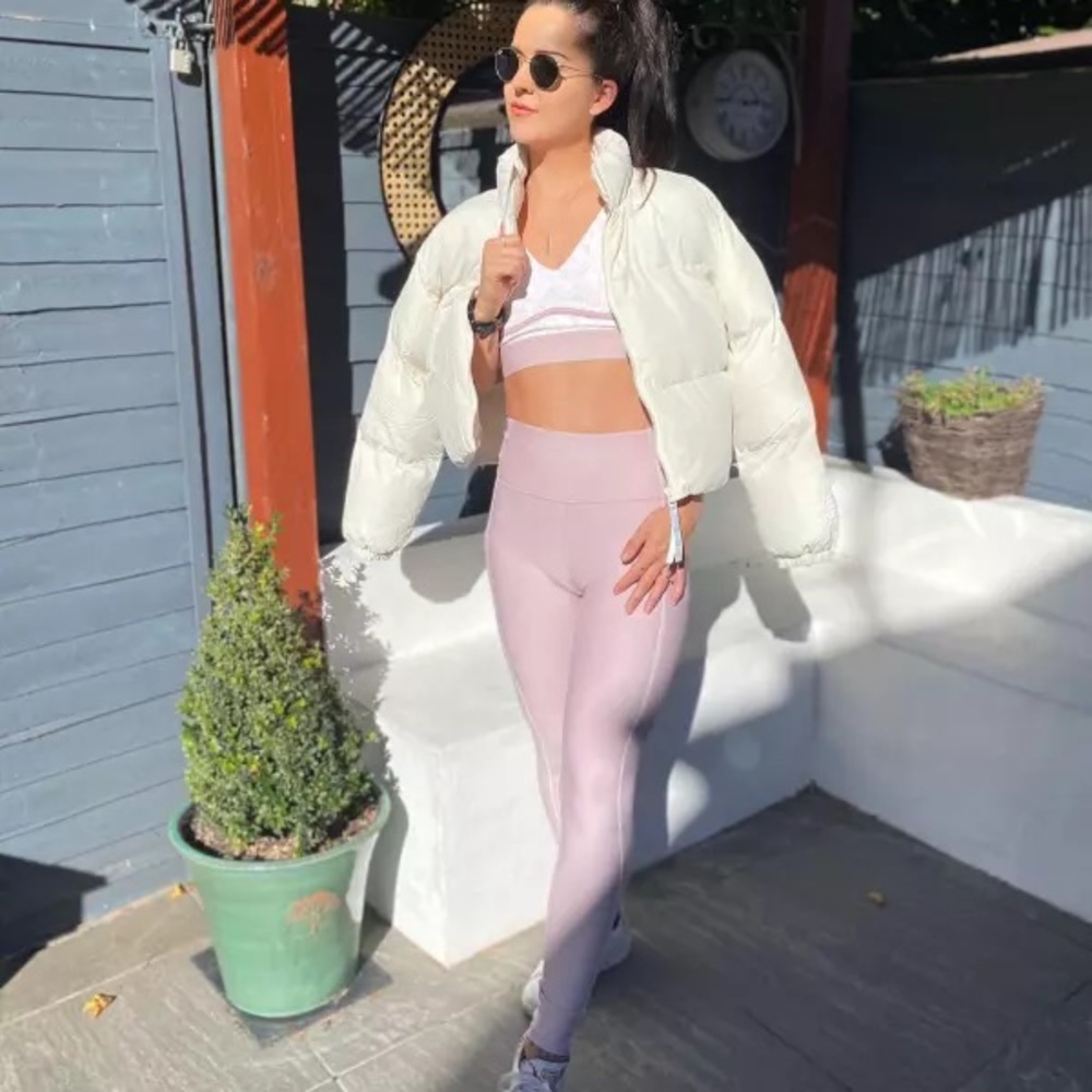 Cold weather high waisted legging from fabletics iced pink